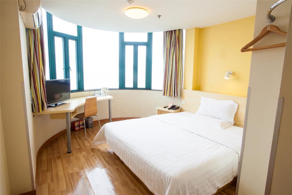 7Days Inn Qingdao Haiyunan Xinglong Road Habitación foto